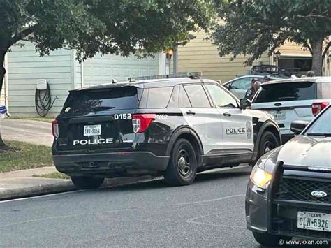 Police investigate double homicide in southeast Austin